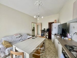 3 locali vendita Moncalieri Via Zara 12