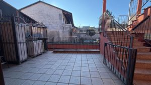 Appartamento piano rialzato con terrazzo