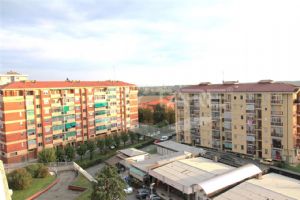 BEINASCO QUATTRO LOCALI PANORAMICO IN AFFITTO