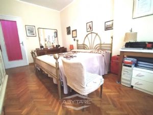 AMPIO BILOCALE . VOLENDO ARREDO INCLUSO NEL PREZZO !