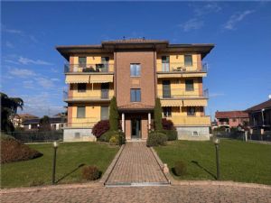 SAN FEDELE ULTIMO PIANO CON MANSARDA