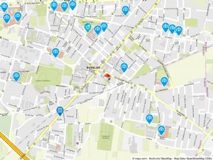 Negozio - Tre vetrine ad angolo - Adiacente Via Torino,