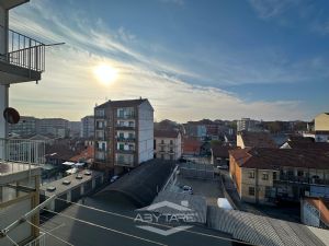 Bilocale piano alto Nichelino Via Palermo