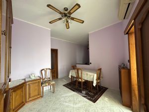 Bilocale piano alto Nichelino Via Palermo