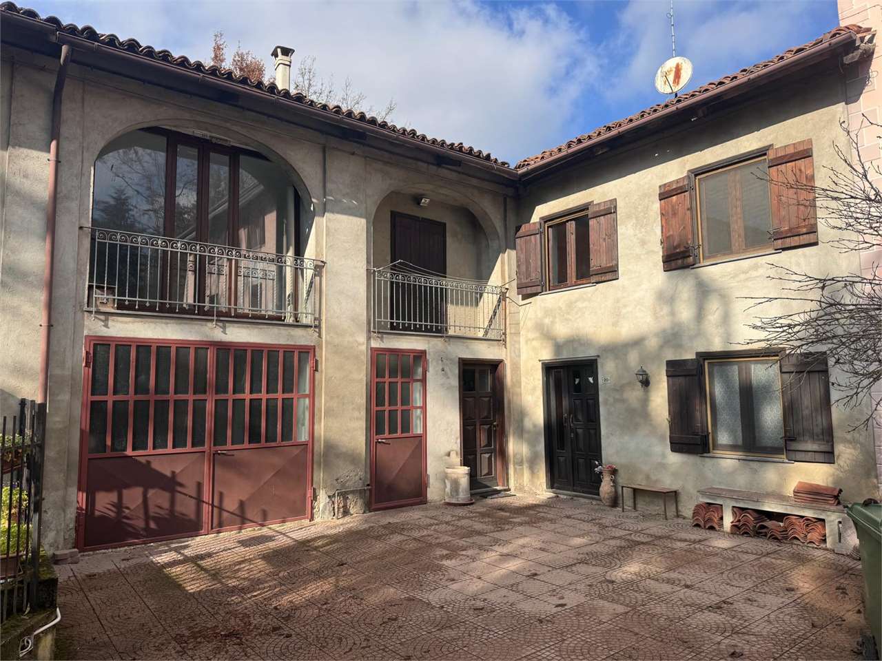 BALDICHIERI-BIFAMILIARE CON INGRESSO PRIVATO