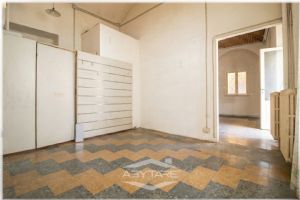 AFFITTASI NEGOZIO STORICO SAN SALVARIO CON VOLTE A VISTA