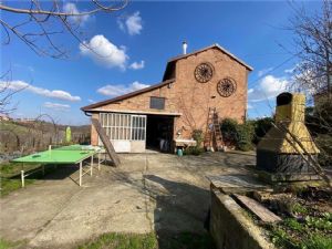 VIGLIANO D'ASTI CASCINA  CON VISTA PANORAMICA