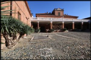 DIMORA STORICA RISTRUTTURATA CON PARCO E TERRAZZO