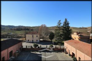 DIMORA STORICA RISTRUTTURATA CON PARCO E TERRAZZO