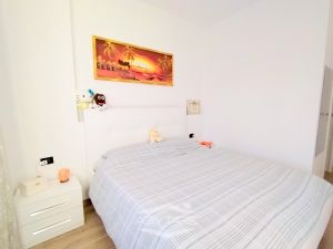 APPARTAMENTO RISTRUTTURATO CON DOPPI SERVIZI !