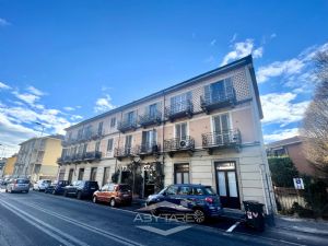 2 locali ristrutturato - libero subito