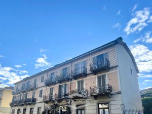 2 locali ristrutturato - libero subito