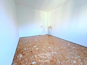 TRILOCALE LIBERO SUBITO