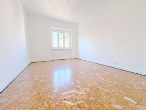 TRILOCALE LIBERO SUBITO