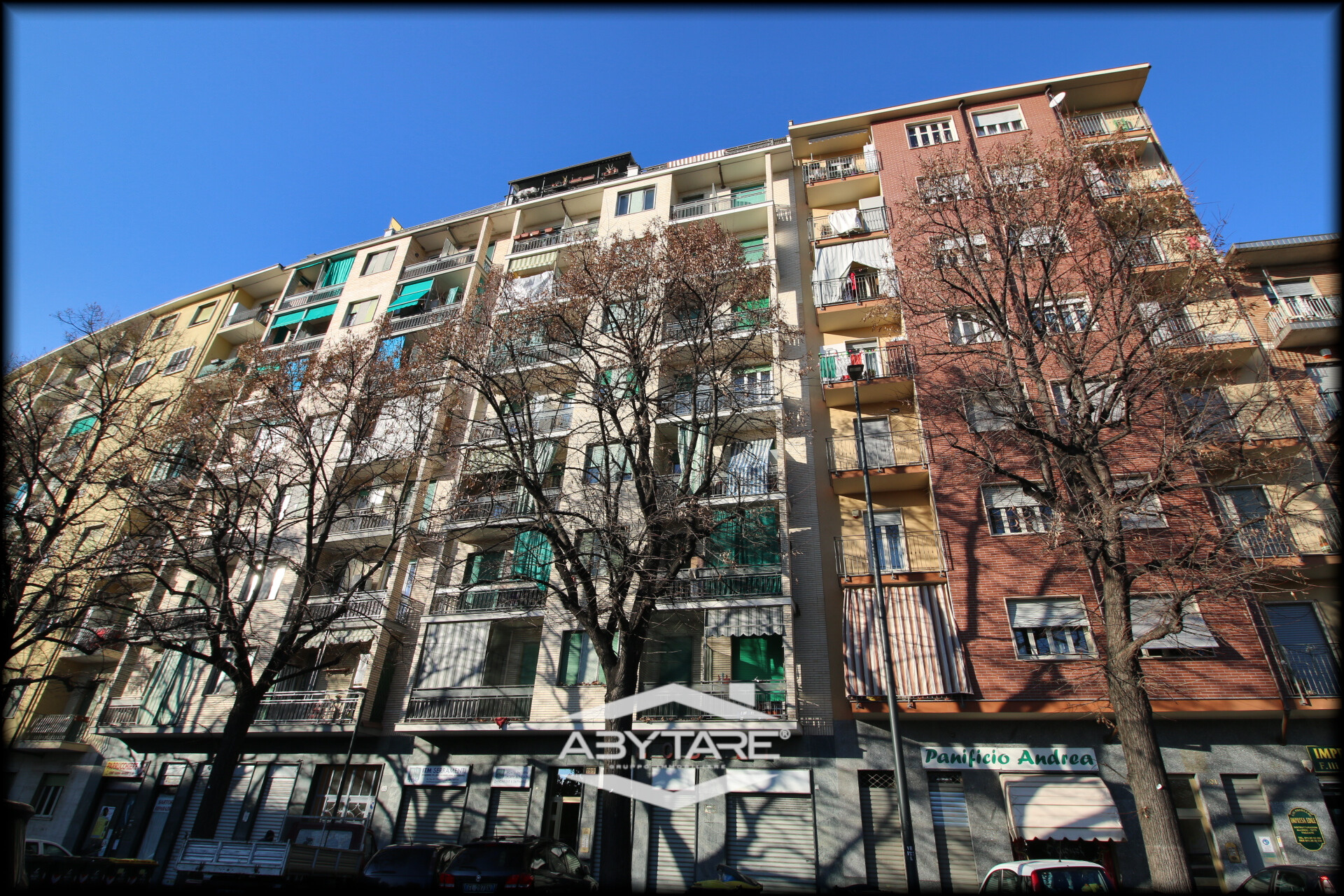 2 Locali affittasi transitorio Via Vigliani 199