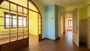 Casa indipendente su quattro lati, con giardino