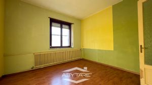 Casa indipendente su quattro lati, con giardino