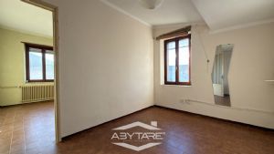 Casa indipendente su quattro lati, con giardino