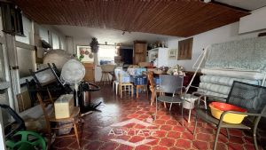 Casa indipendente su quattro lati, con giardino