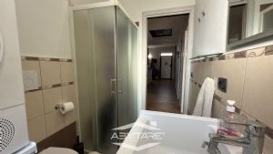 Appartamento in bifamiliare, con cortile privato