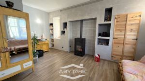 Appartamento in bifamiliare, con cortile privato