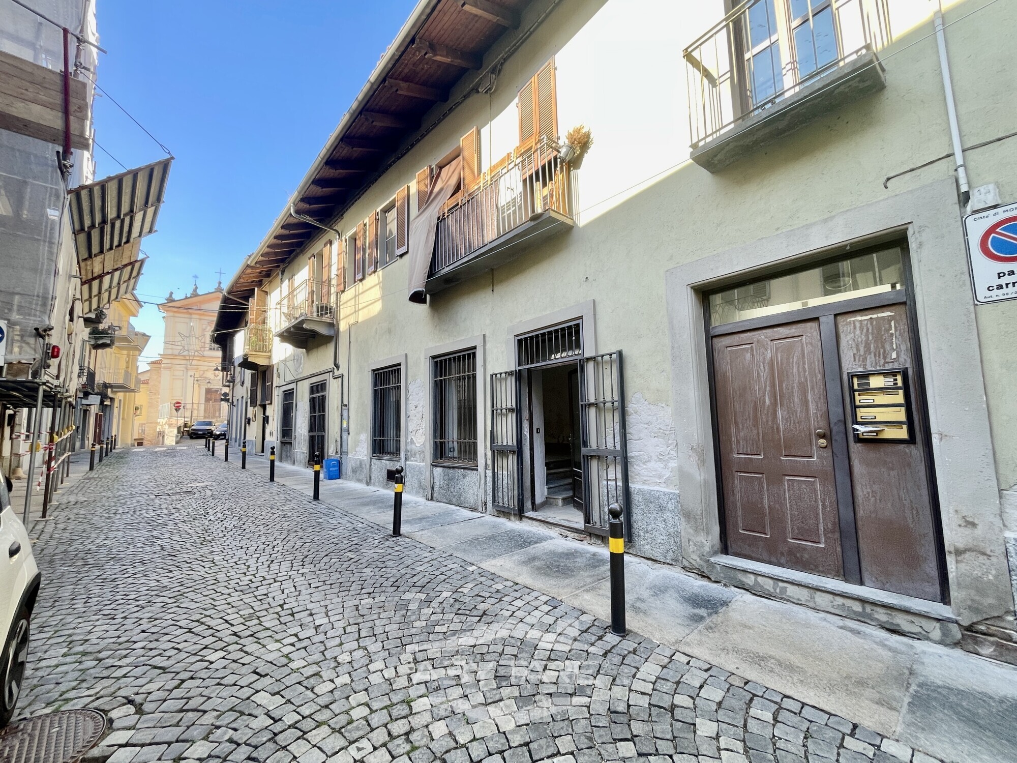 Negozio vendita Moncalieri Via Santa Croce 15