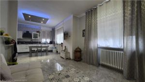 villa bifamiliare in zona ospedale