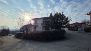 villa bifamiliare in zona ospedale