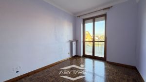 Appartamento quadrilocale con terrazzo in piccolo contesto