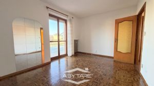 Appartamento quadrilocale con terrazzo in piccolo contesto