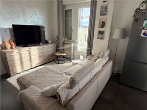 TRILOCALE PANORAMICO RISTRUTTURATO BEINASCO CENTRO