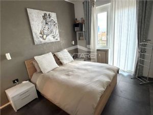 TRILOCALE PANORAMICO RISTRUTTURATO BEINASCO CENTRO