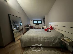 Vendesi bilivello con terrazzo in palazzina recente