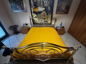 Vendesi bilivello con terrazzo in palazzina recente