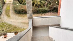 COSTIGLIOLE D'ASTI -VILLA BIFAMILIARE CON GIARDINO PRIVATO