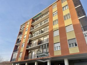 Trilocale - vendita - Via Polveriera 22 - 85mq