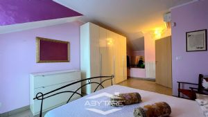 La tua casa Abytare..
Alcune immagini di questo an...