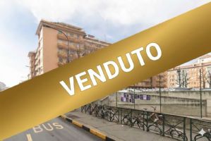 AMPIO TRILOCALE IN COMPLESSO SIGNORILE