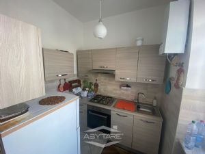 AMPIO TRILOCALE IN COMPLESSO SIGNORILE