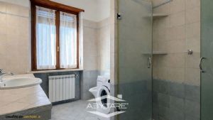 La tua casa Abytare..
Alcune immagini di questo an...