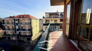 La tua casa Abytare..
Alcune immagini di questo an...