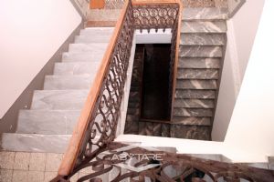 Appartamento ristrutturato in villa d'epoca