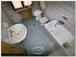 VINOVO CENTRO: CASA INDIPENDENTE CON CORTE PRIVATA