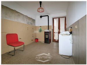 VINOVO CENTRO: CASA INDIPENDENTE CON CORTE PRIVATA
