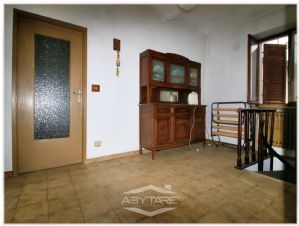 VINOVO CENTRO: CASA INDIPENDENTE CON CORTE PRIVATA