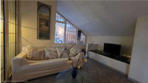 Appartamento con terrazzo esclusivo