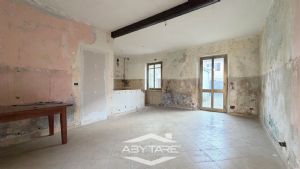 Terratetto da ristrutturare