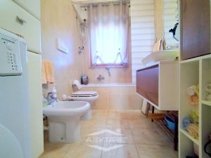 COSTRUZIONE 2007 - TRILOCALE CON DOPPIA ESPOSIZIONE