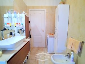 COSTRUZIONE 2007 - TRILOCALE CON DOPPIA ESPOSIZIONE