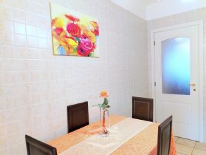 COSTRUZIONE 2007 - TRILOCALE CON DOPPIA ESPOSIZIONE